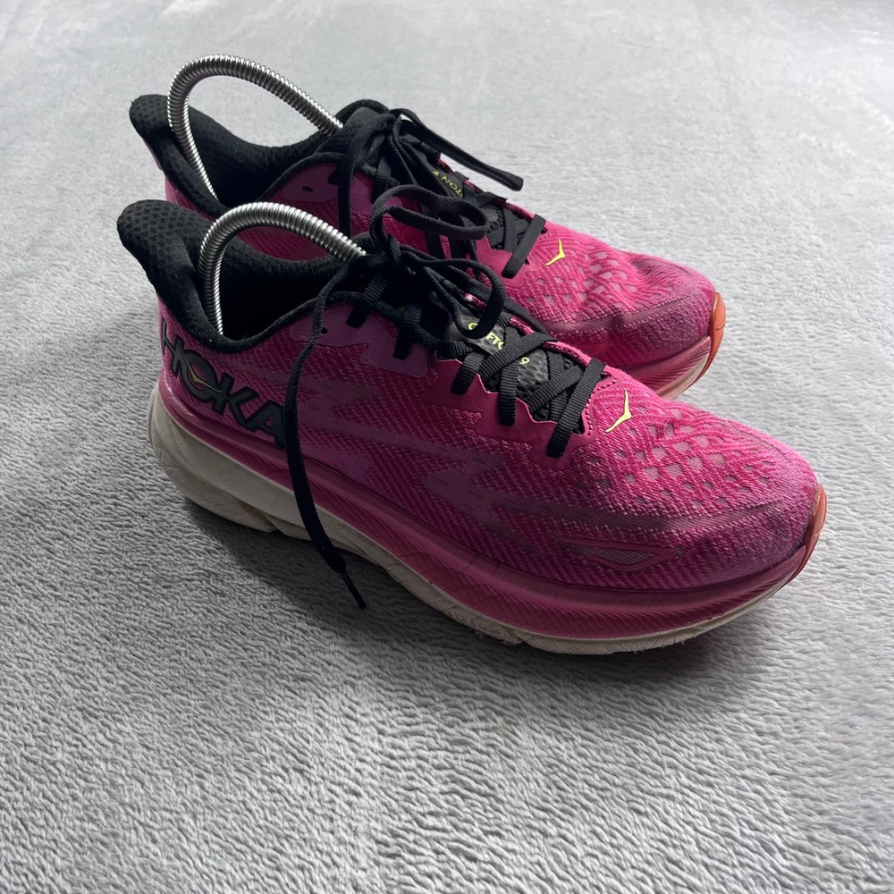 Hoka One One Clifton 9 Womens Raspberry Pink Running Shoes 1127896-RSRW Size 10B